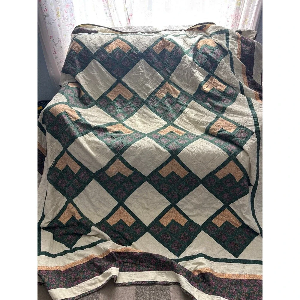 Handmade vtg quilt blanket finished full/queen patchwork flaws cutter floral